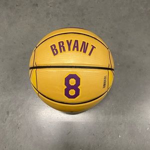 SPALDING KOBE BRYANT #8 WHITE JERSEY VERSION BASKETBALL RARE LOS ANGELES LAKERS